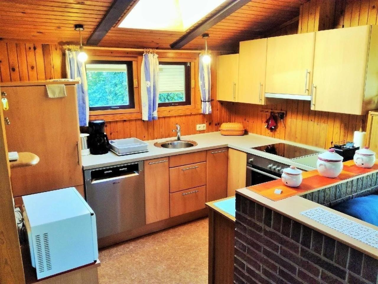 Freistehendes Ferienhaus In Rott Mit Eigenem Garten, Schoener Weitblick, Klimaanlage, Sauna Und Kamin Extertal Bagian luar foto